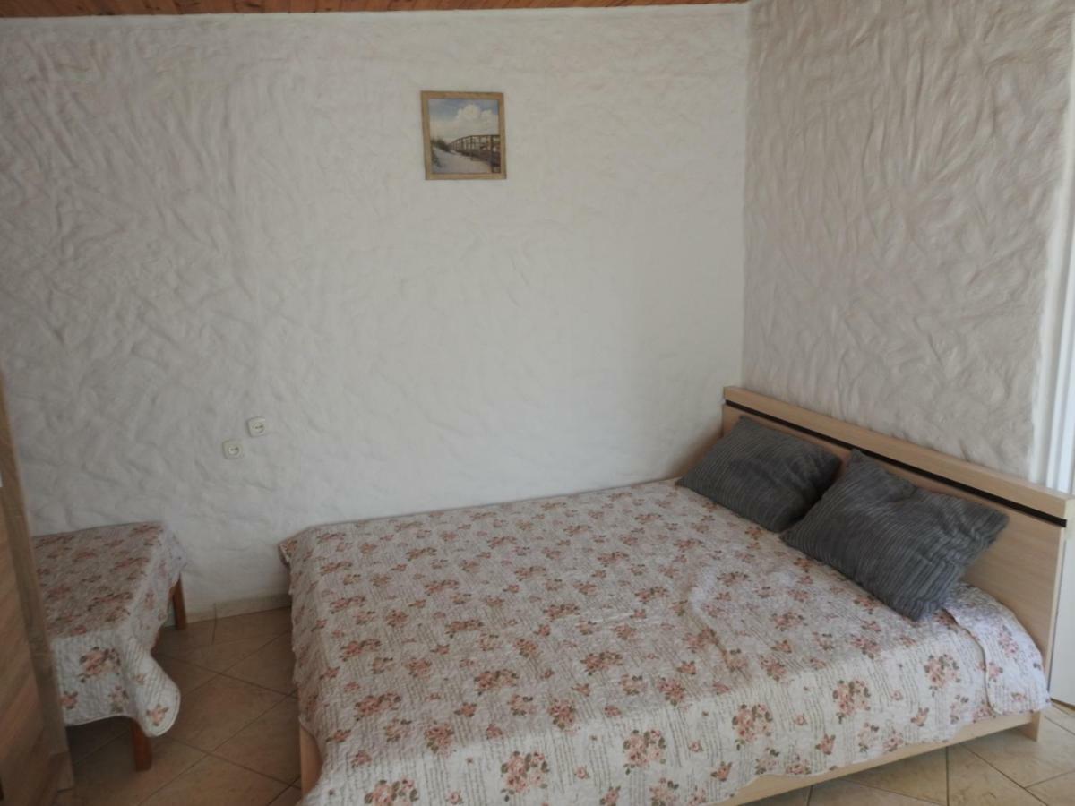Malwa Appartamento Jezierzany Esterno foto